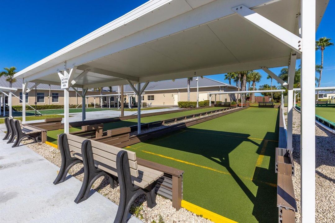 Active With Contract: $244,900 (2 beds, 2 baths, 1904 Square Feet)