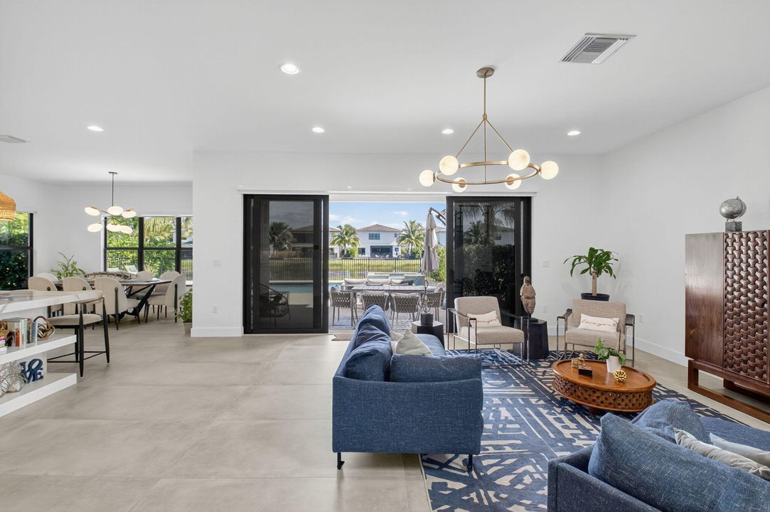 待售: $2,260,000 (5 贝兹, 5 浴室, 3802 平方英尺)