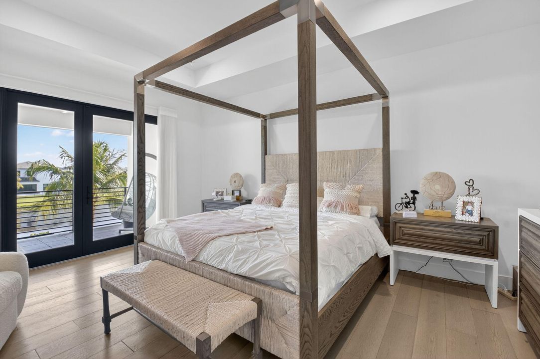 待售: $2,260,000 (5 贝兹, 5 浴室, 3802 平方英尺)