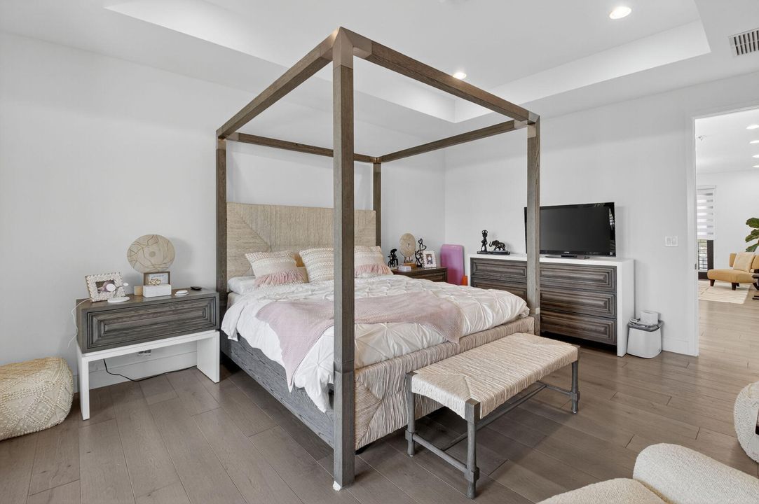 待售: $2,260,000 (5 贝兹, 5 浴室, 3802 平方英尺)