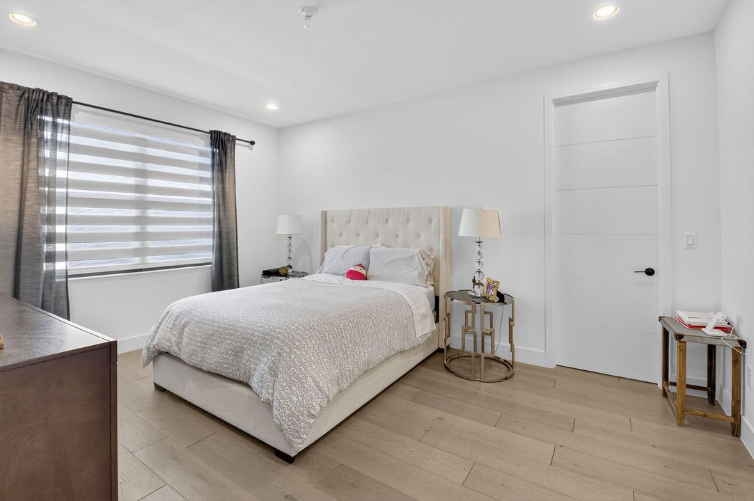 待售: $2,260,000 (5 贝兹, 5 浴室, 3802 平方英尺)