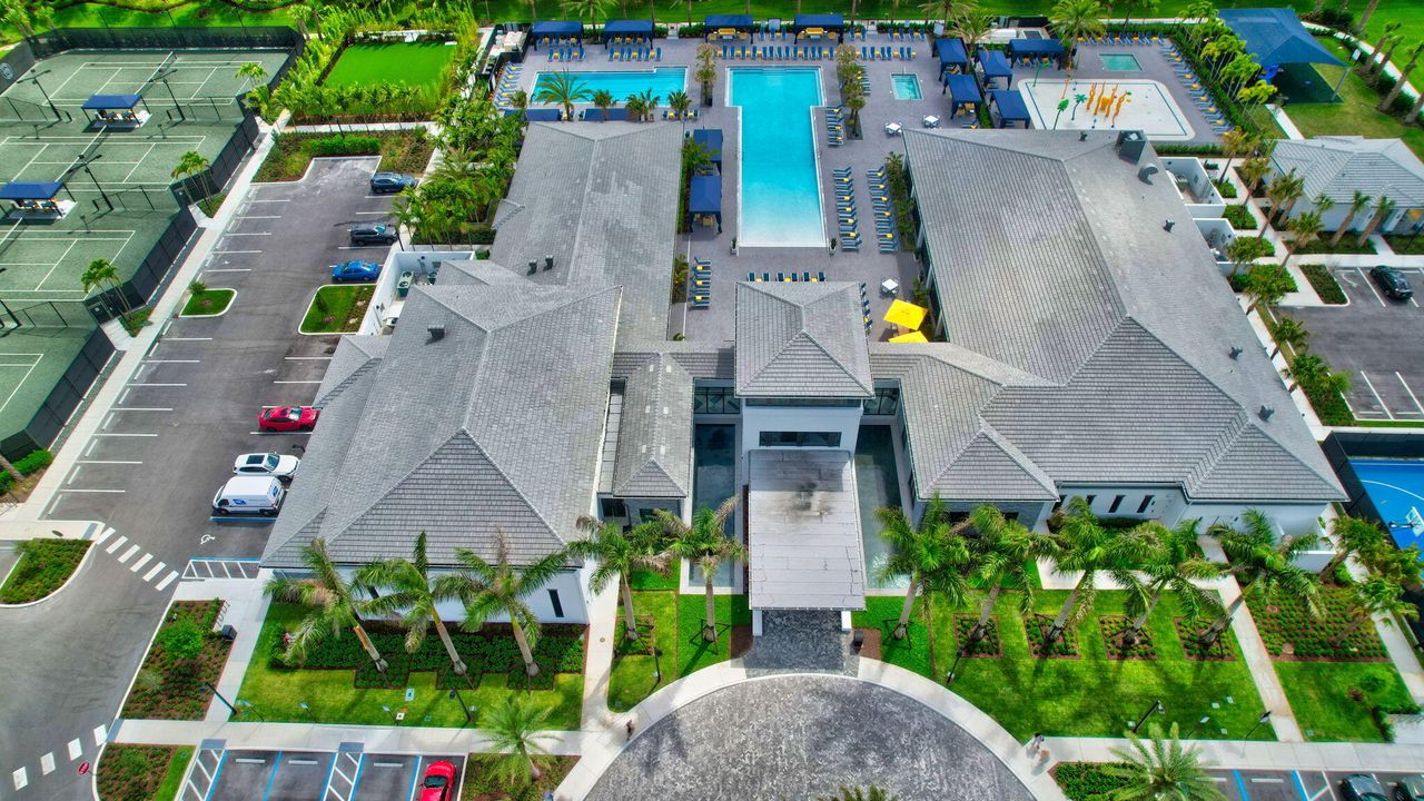 待售: $2,260,000 (5 贝兹, 5 浴室, 3802 平方英尺)