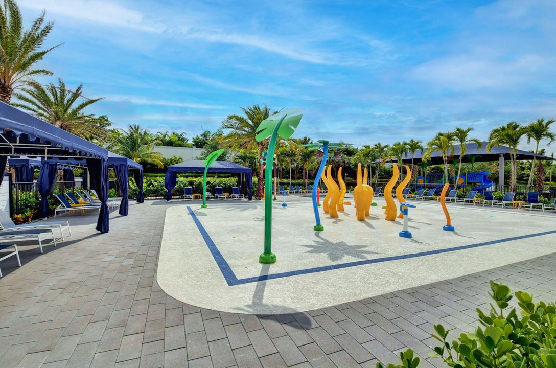 待售: $2,260,000 (5 贝兹, 5 浴室, 3802 平方英尺)