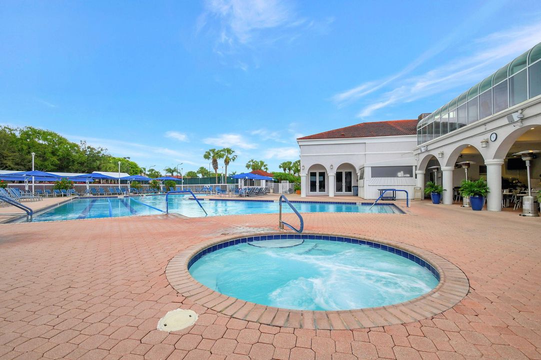 For Sale: $275,000 (3 beds, 2 baths, 1657 Square Feet)