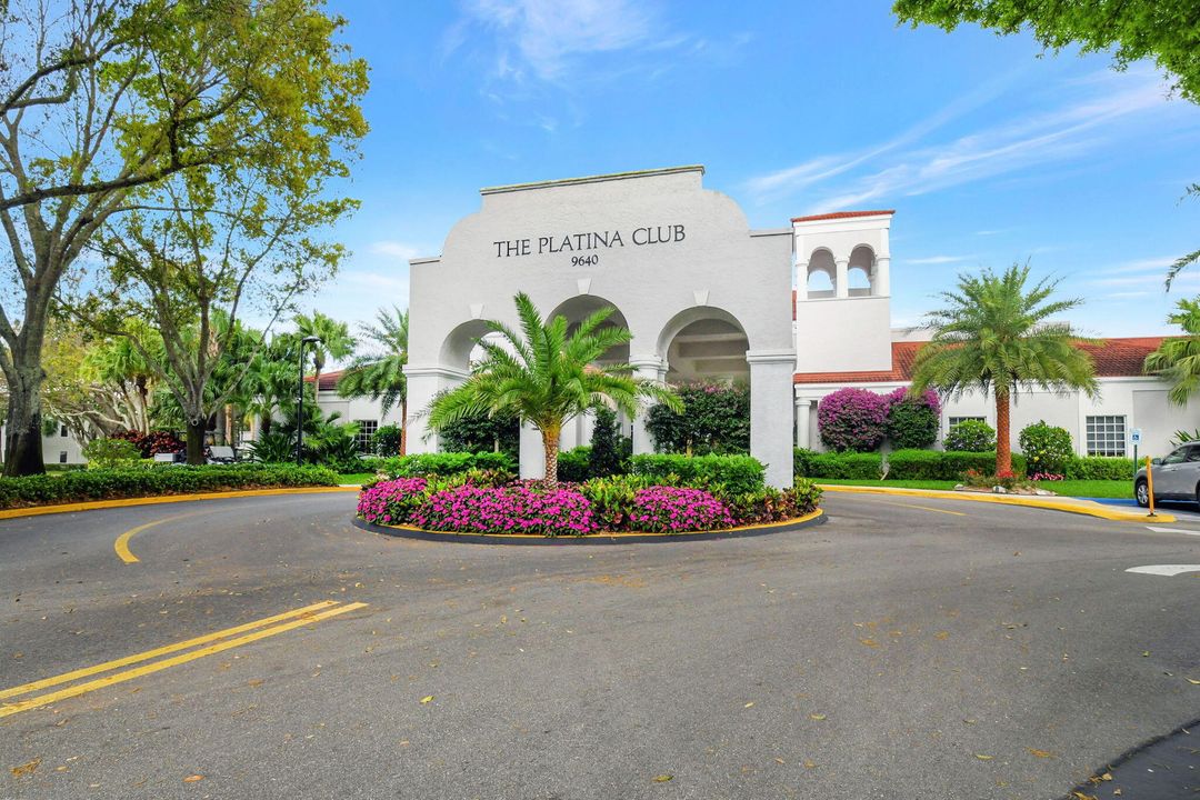 For Sale: $275,000 (3 beds, 2 baths, 1657 Square Feet)