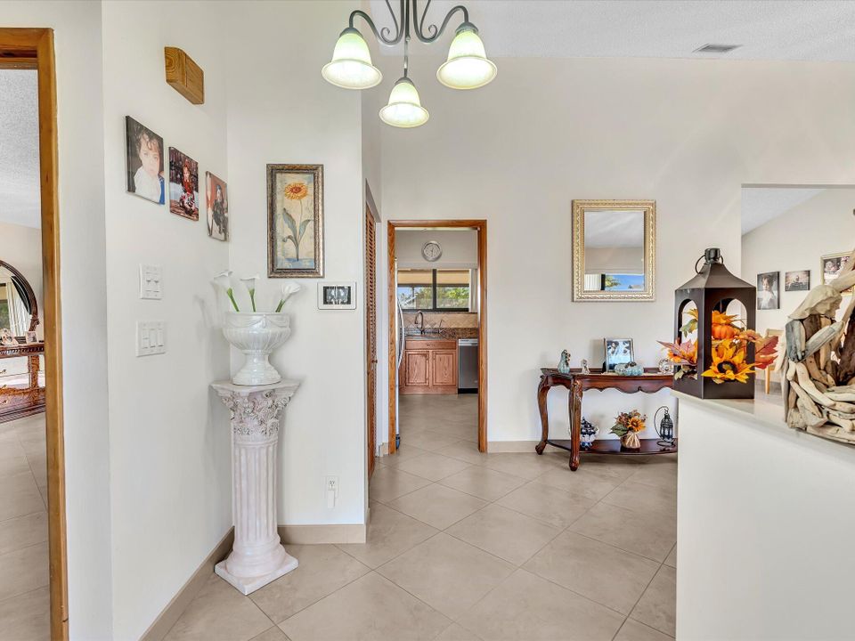 待售: $469,000 (2 贝兹, 2 浴室, 1449 平方英尺)