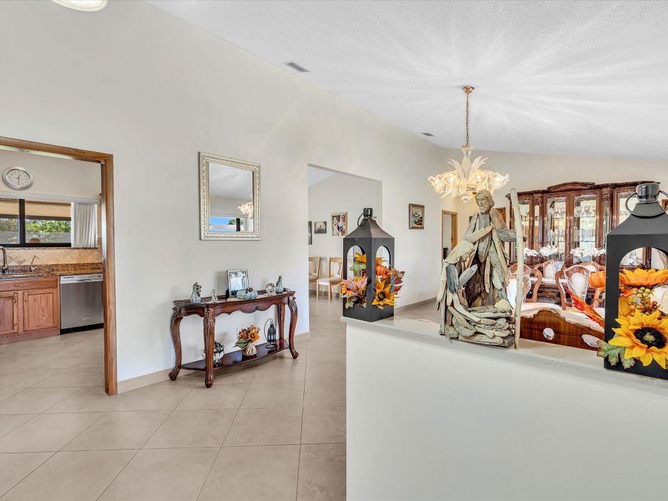 待售: $469,000 (2 贝兹, 2 浴室, 1449 平方英尺)