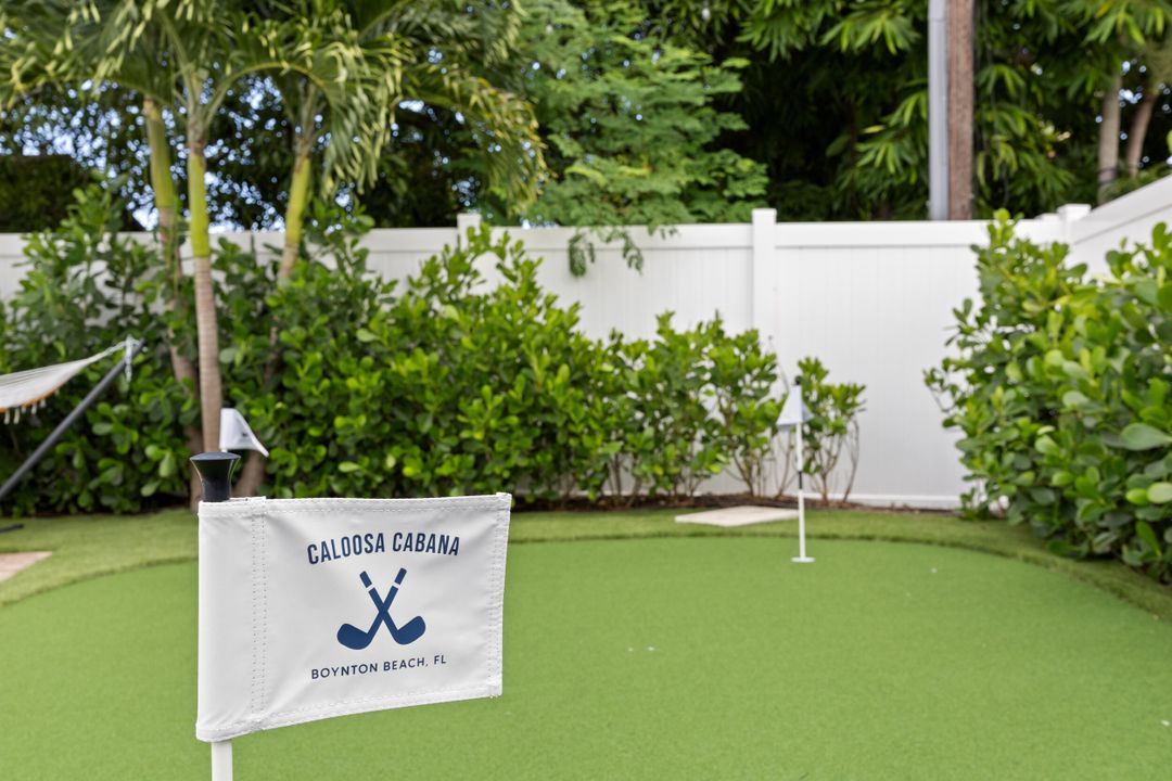 出租: $8,000 (4 贝兹, 2 浴室, 1840 平方英尺)