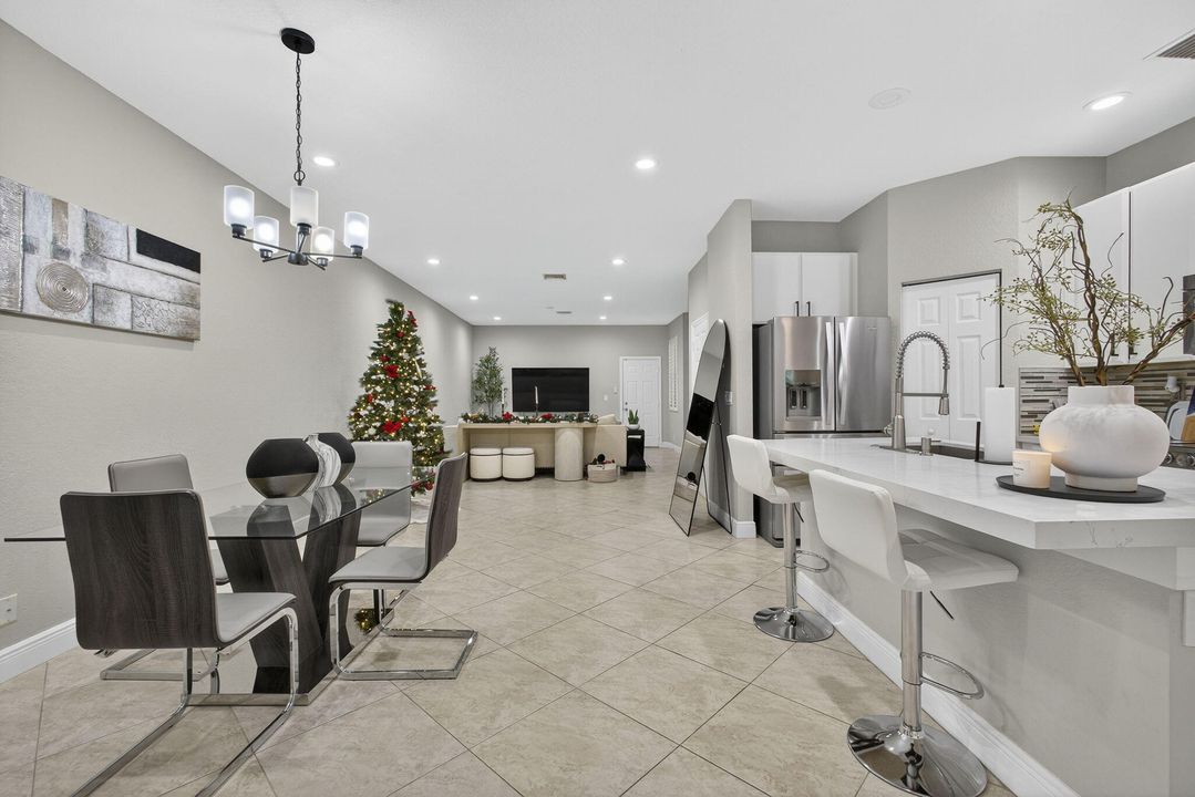 For Sale: $545,000 (3 beds, 2 baths, 1741 Square Feet)