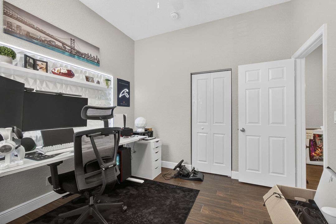 For Sale: $545,000 (3 beds, 2 baths, 1741 Square Feet)