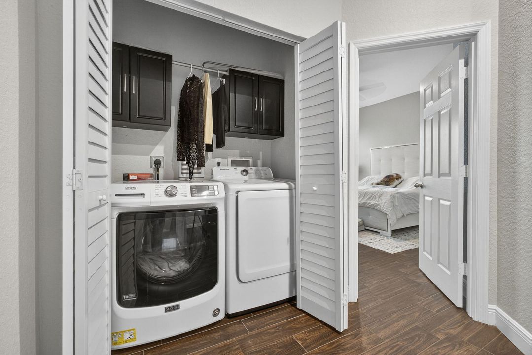 For Sale: $545,000 (3 beds, 2 baths, 1741 Square Feet)