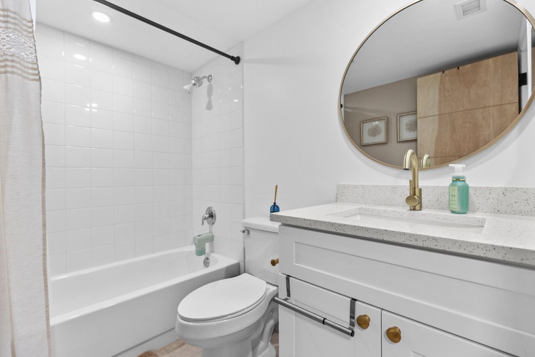 En Venta: $280,000 (2 camas, 2 baños, 1111 Pies cuadrados)