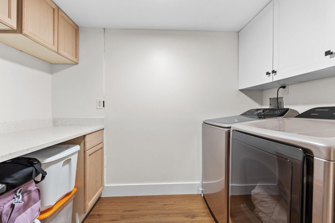 En Venta: $280,000 (2 camas, 2 baños, 1111 Pies cuadrados)