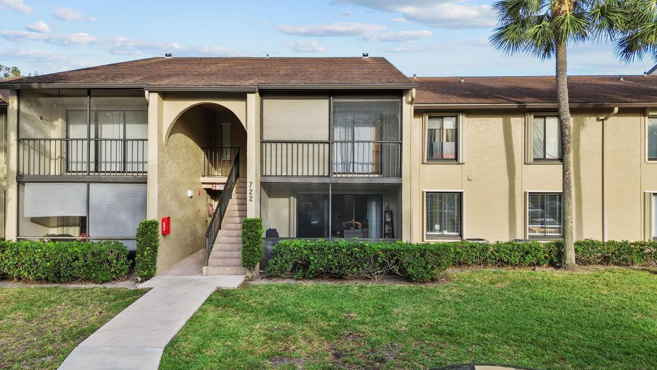 En Venta: $280,000 (2 camas, 2 baños, 1111 Pies cuadrados)