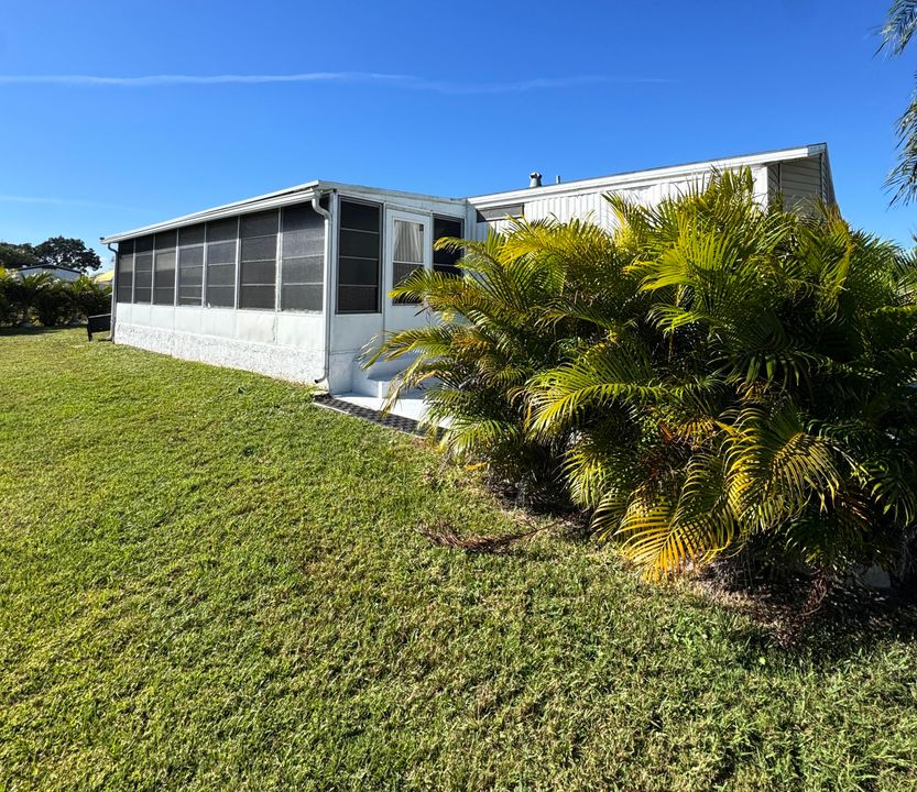 待售: $28,000 (2 贝兹, 2 浴室, 792 平方英尺)