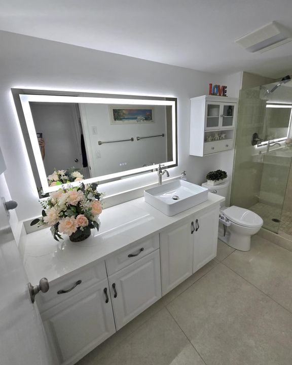 For Sale: $275,000 (2 beds, 2 baths, 1110 Square Feet)