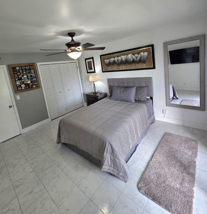 For Sale: $275,000 (2 beds, 2 baths, 1110 Square Feet)