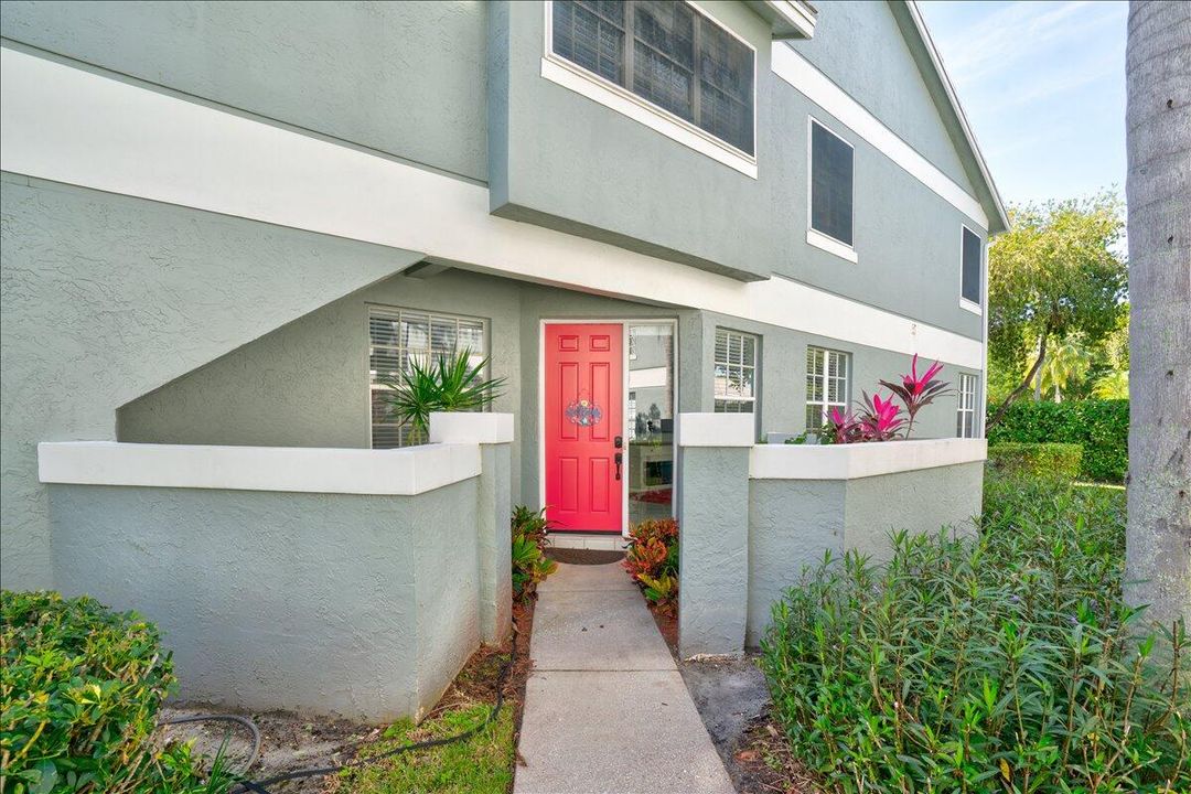 出租: $7,500 (3 贝兹, 2 浴室, 1807 平方英尺)