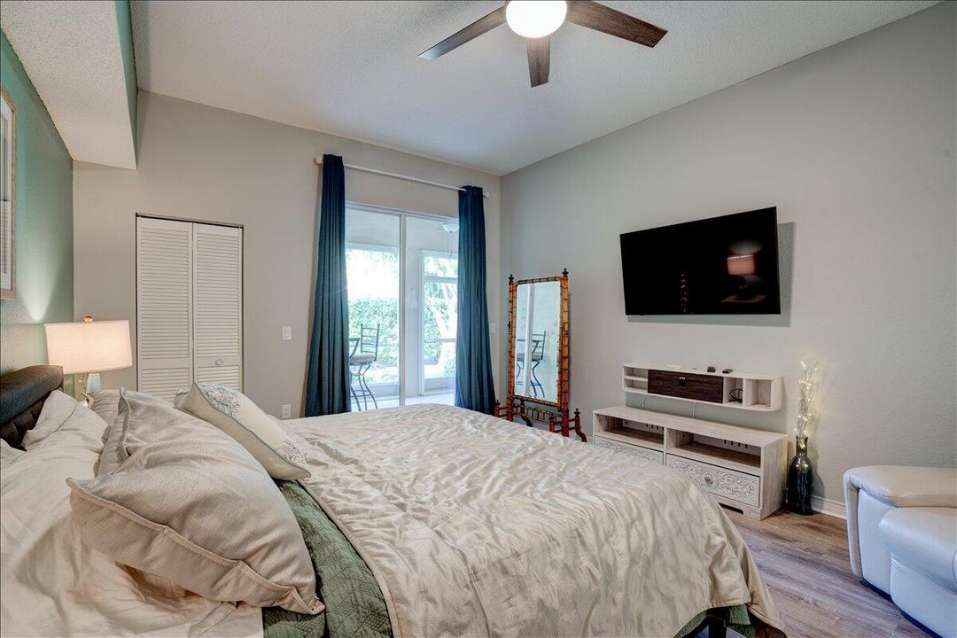 出租: $7,500 (3 贝兹, 2 浴室, 1807 平方英尺)