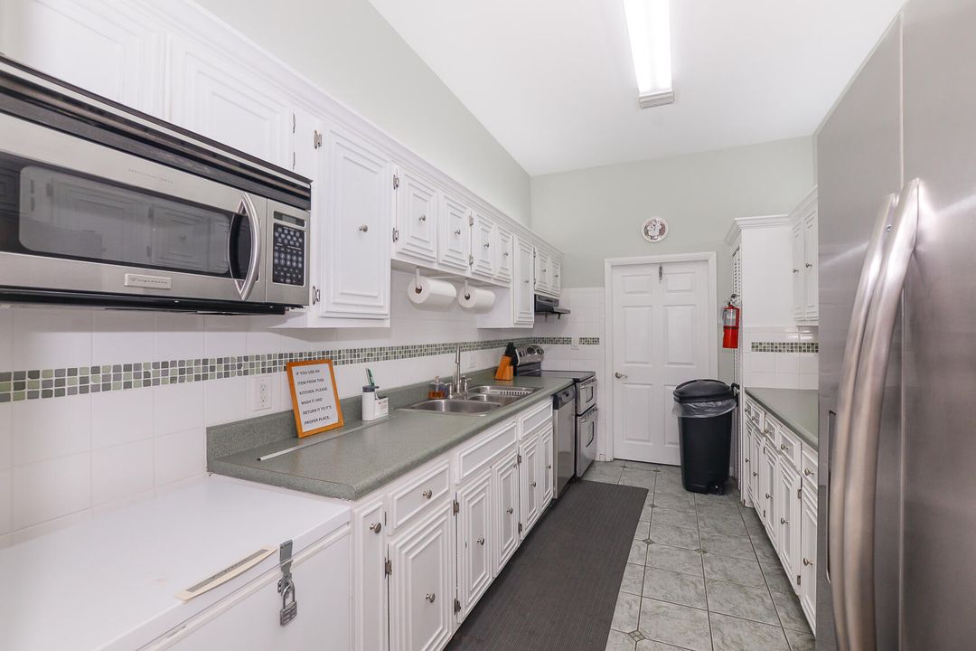 For Sale: $139,000 (2 beds, 2 baths, 1280 Square Feet)