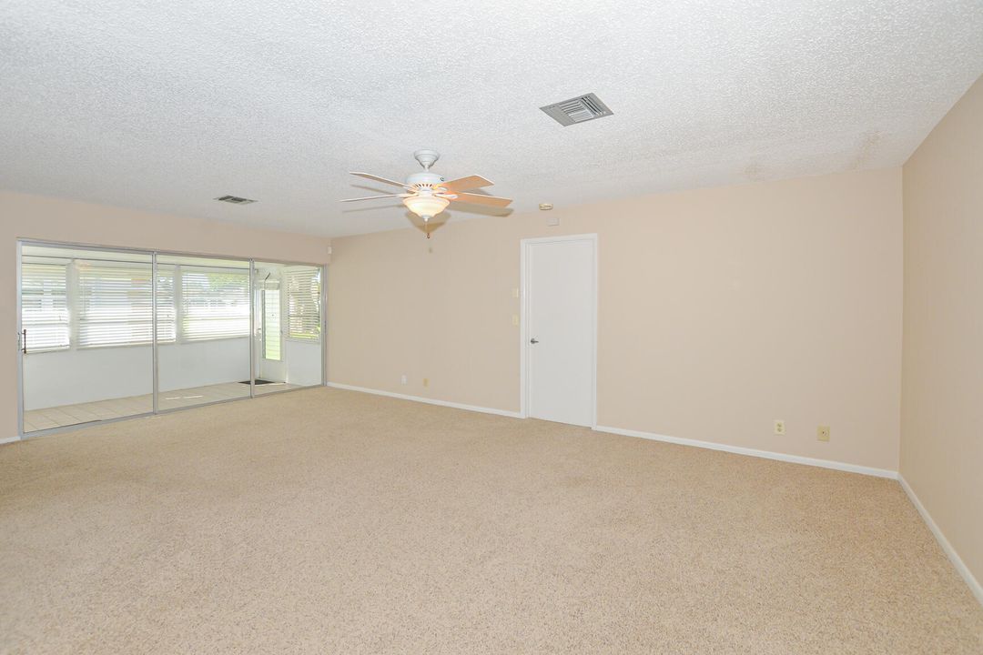 For Sale: $139,000 (2 beds, 2 baths, 1280 Square Feet)