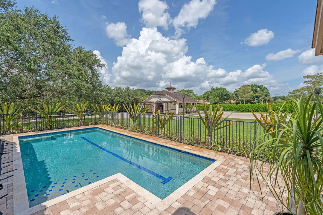 For Rent: $38,500 (4 beds, 3 baths, 2635 Square Feet)