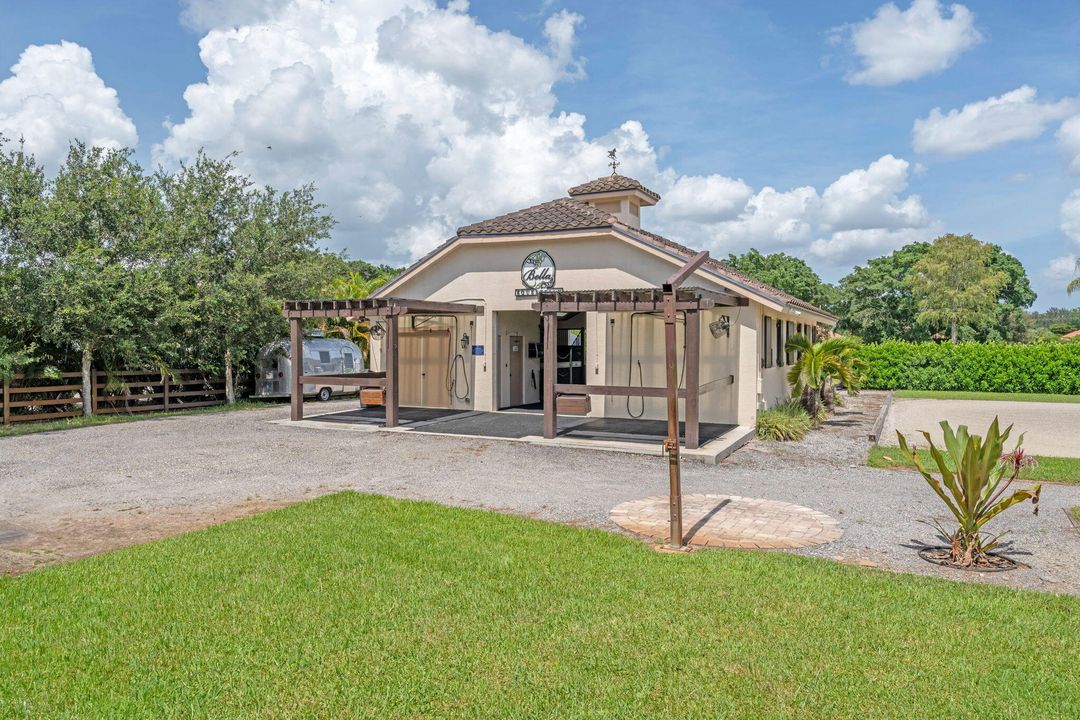 For Rent: $38,500 (4 beds, 3 baths, 2635 Square Feet)