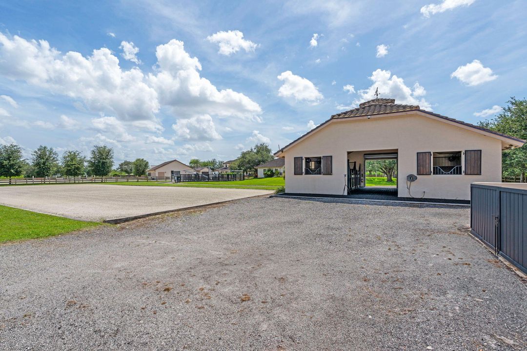 For Rent: $38,500 (4 beds, 3 baths, 2635 Square Feet)