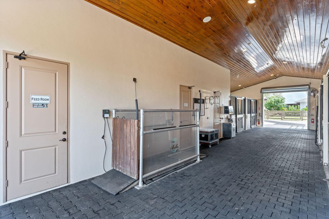 For Rent: $38,500 (4 beds, 3 baths, 2635 Square Feet)