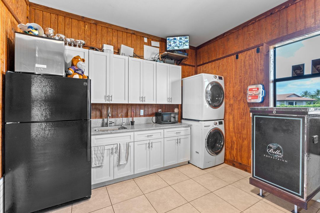 For Rent: $38,500 (4 beds, 3 baths, 2635 Square Feet)