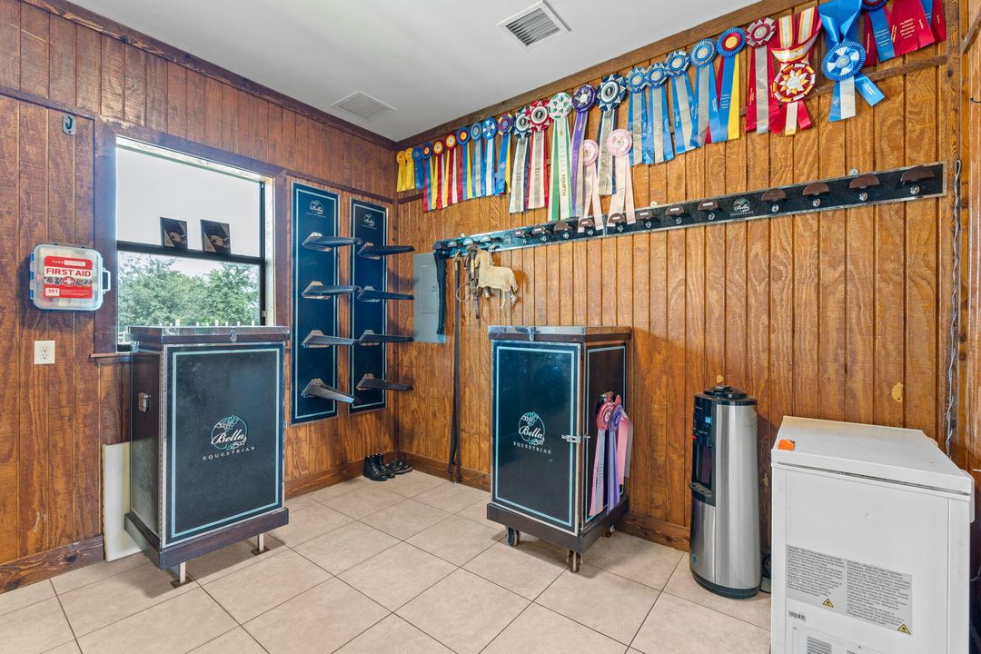 For Rent: $38,500 (4 beds, 3 baths, 2635 Square Feet)