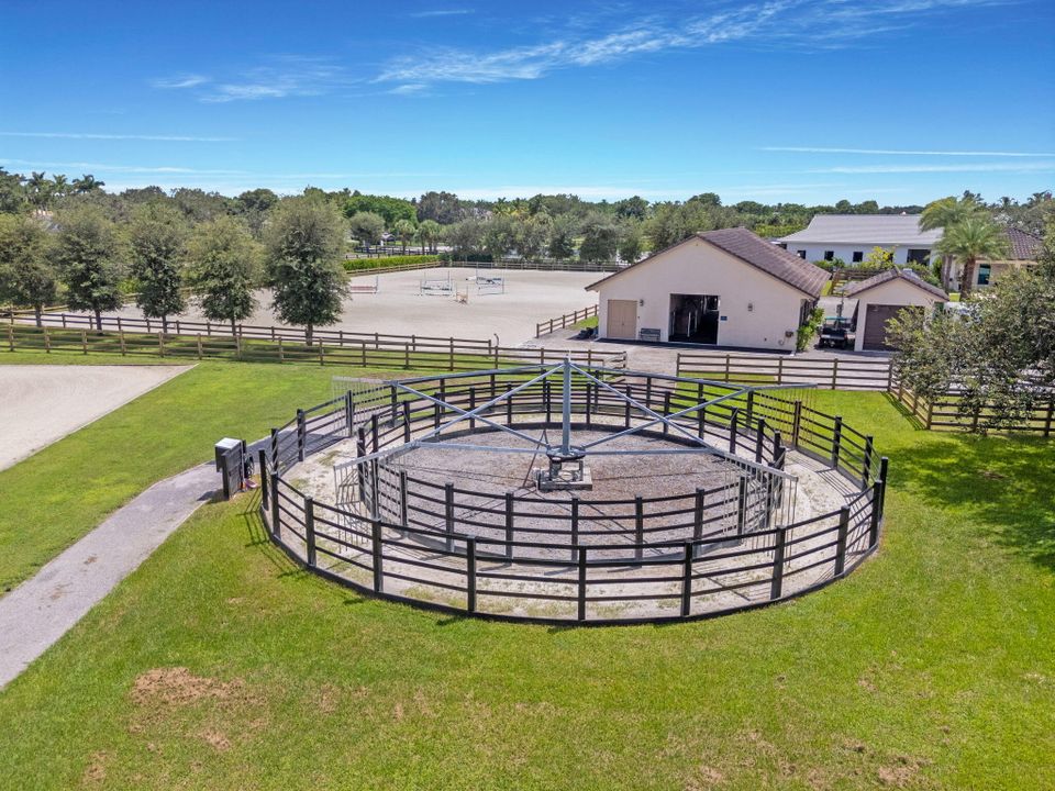 For Rent: $38,500 (4 beds, 3 baths, 2635 Square Feet)