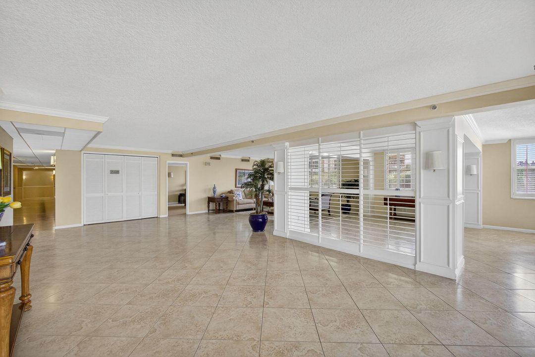 For Sale: $1,695,000 (3 beds, 2 baths, 2000 Square Feet)