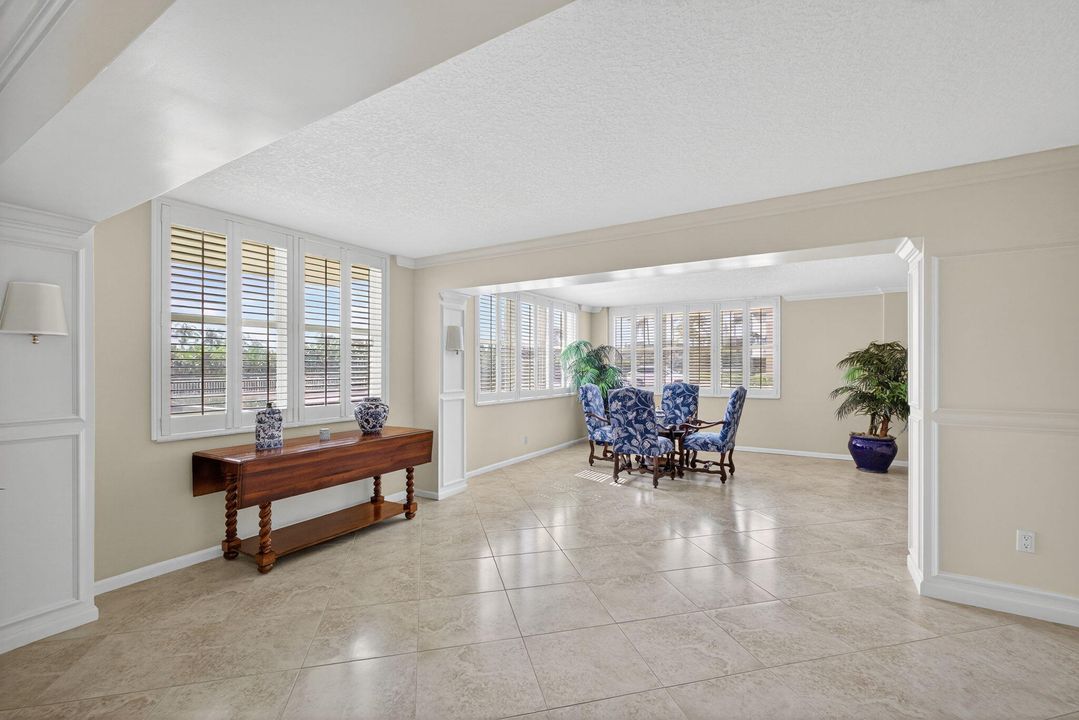 For Sale: $1,695,000 (3 beds, 2 baths, 2000 Square Feet)