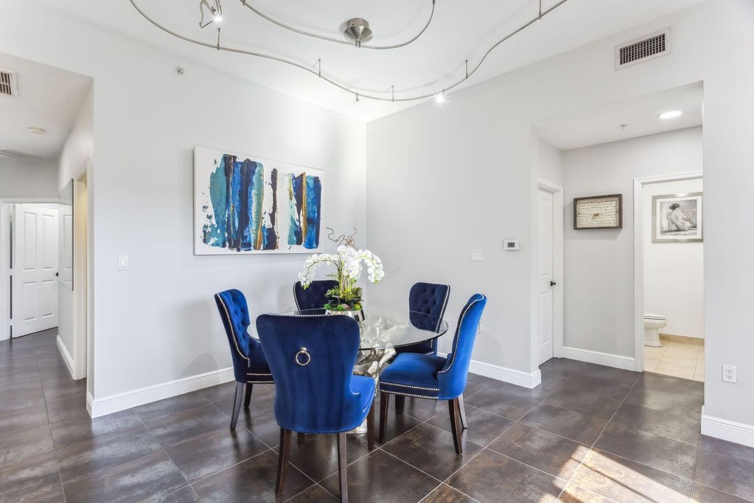 For Rent: $6,500 (2 beds, 2 baths, 1980 Square Feet)