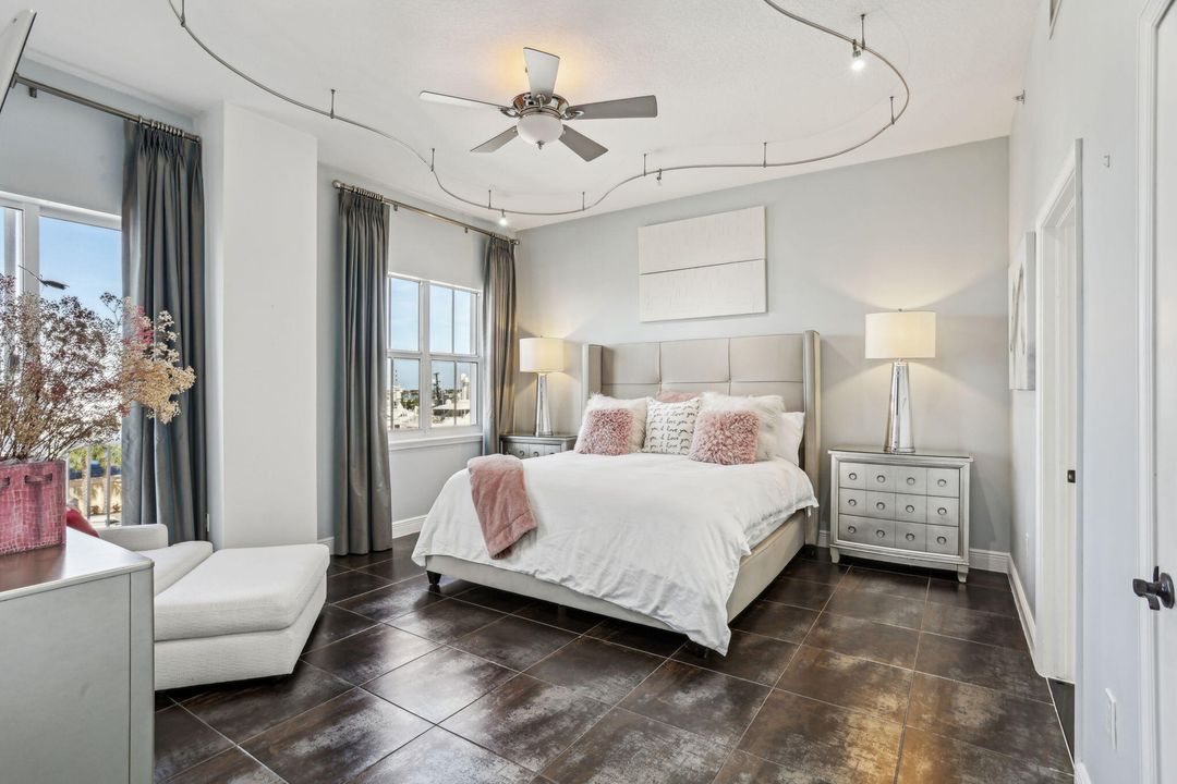 For Rent: $6,500 (2 beds, 2 baths, 1980 Square Feet)