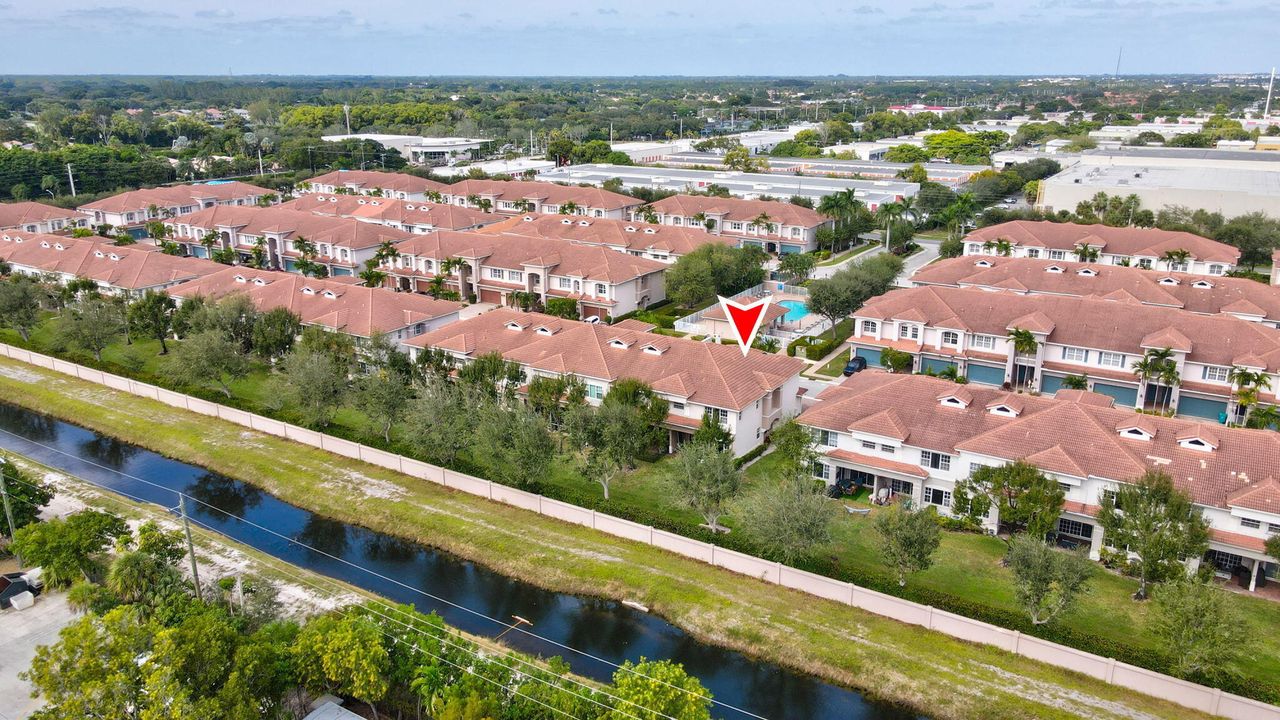 For Rent: $3,600 (3 beds, 2 baths, 2209 Square Feet)