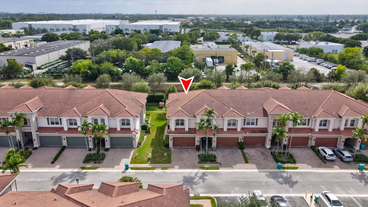 For Rent: $3,600 (3 beds, 2 baths, 2209 Square Feet)