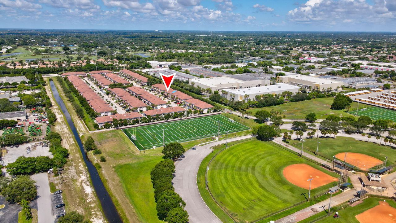 For Rent: $3,600 (3 beds, 2 baths, 2209 Square Feet)