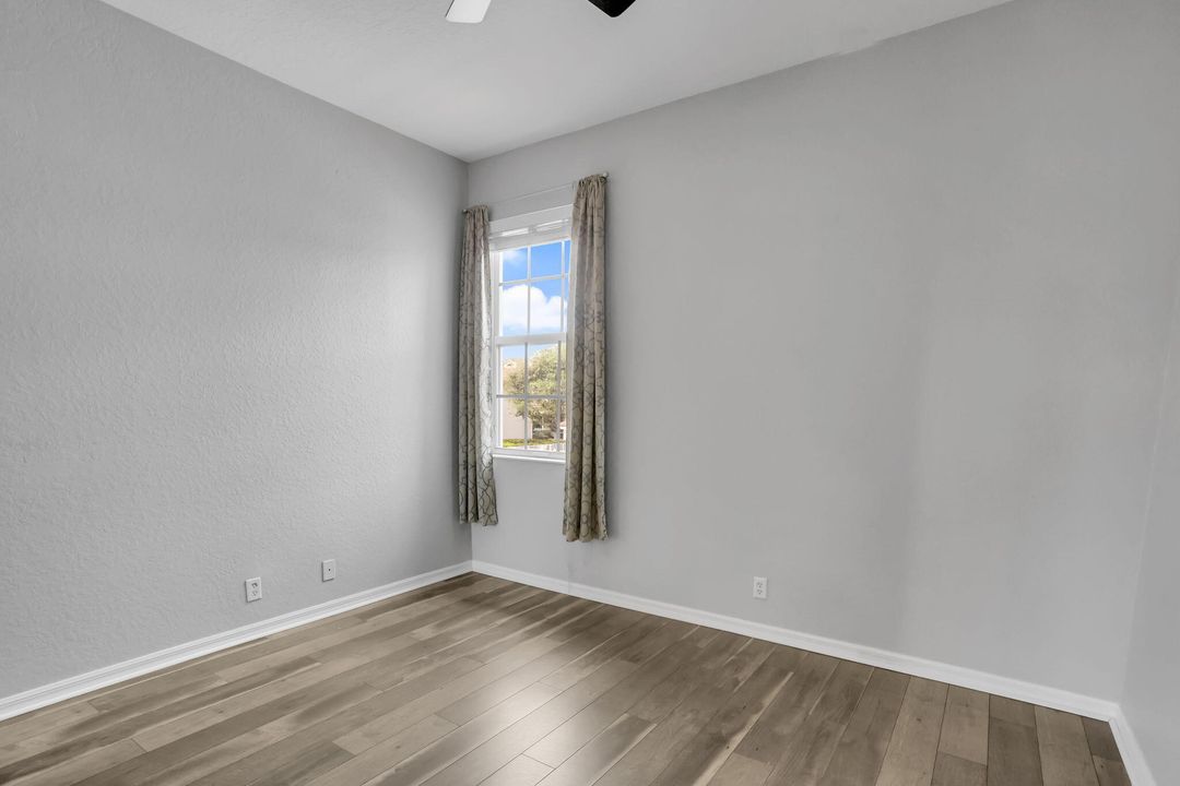 For Rent: $3,600 (3 beds, 2 baths, 2209 Square Feet)