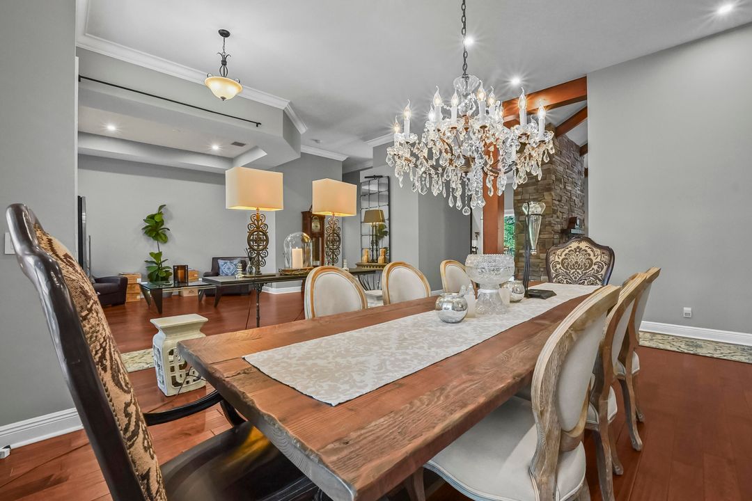 На продажу: $1,695,000 (5 спален, 3 ванн, 3932 Квадратных фут)