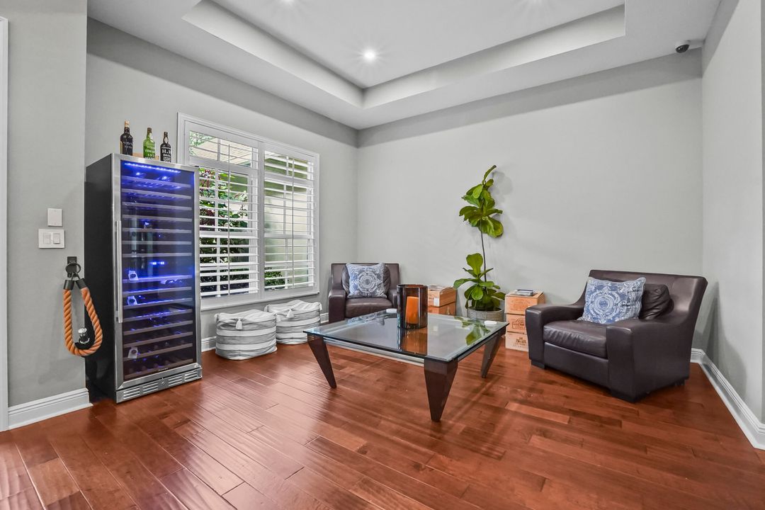 На продажу: $1,695,000 (5 спален, 3 ванн, 3932 Квадратных фут)