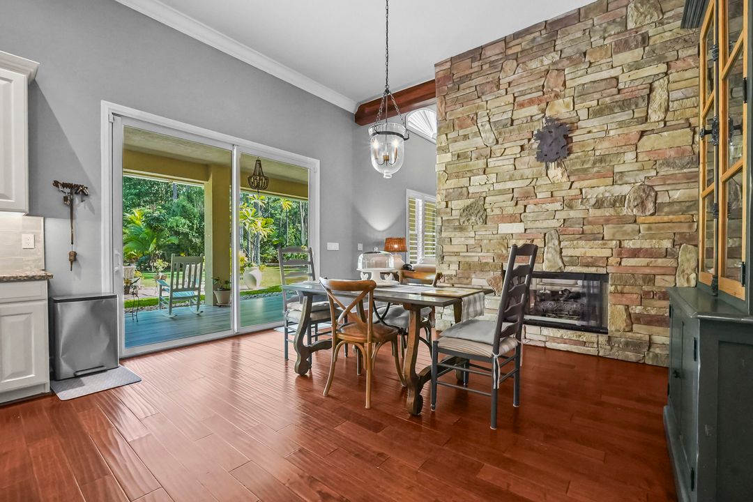 На продажу: $1,695,000 (5 спален, 3 ванн, 3932 Квадратных фут)