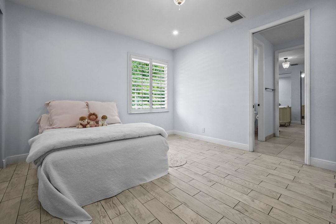 На продажу: $1,695,000 (5 спален, 3 ванн, 3932 Квадратных фут)