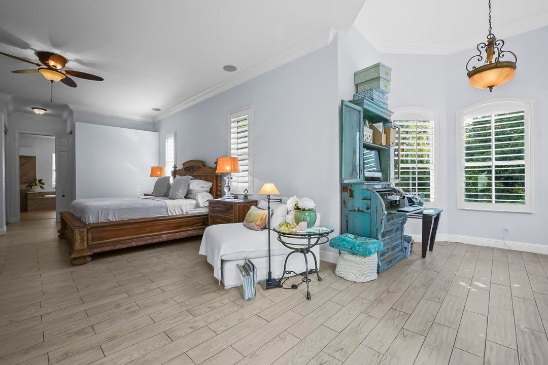 На продажу: $1,695,000 (5 спален, 3 ванн, 3932 Квадратных фут)