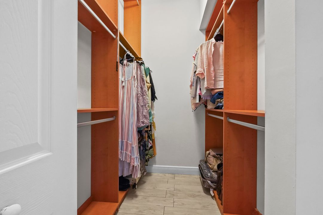 На продажу: $1,695,000 (5 спален, 3 ванн, 3932 Квадратных фут)