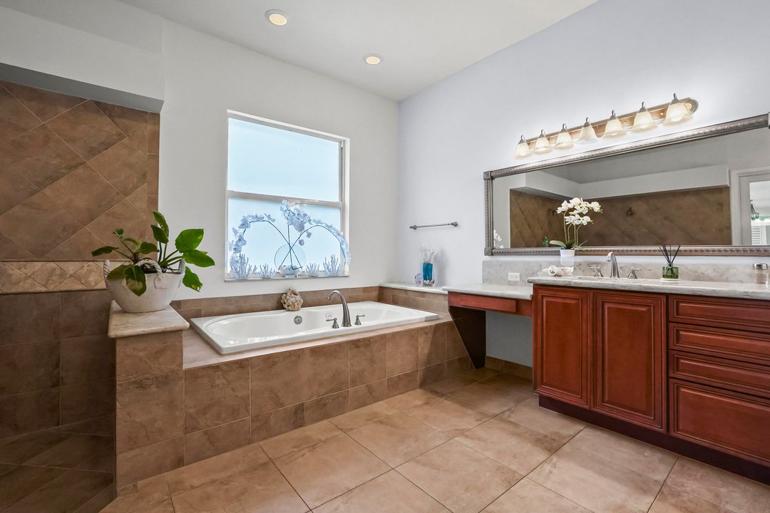 На продажу: $1,695,000 (5 спален, 3 ванн, 3932 Квадратных фут)