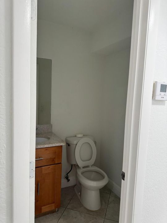 For Sale: $225,000 (3 beds, 1 baths, 1220 Square Feet)