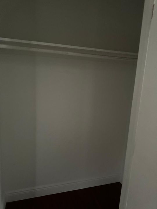 For Sale: $225,000 (3 beds, 1 baths, 1220 Square Feet)