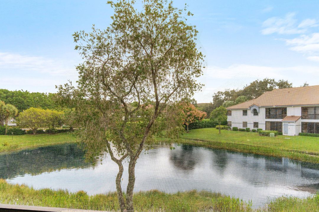 En Venta: $199,999 (3 camas, 2 baños, 1134 Pies cuadrados)